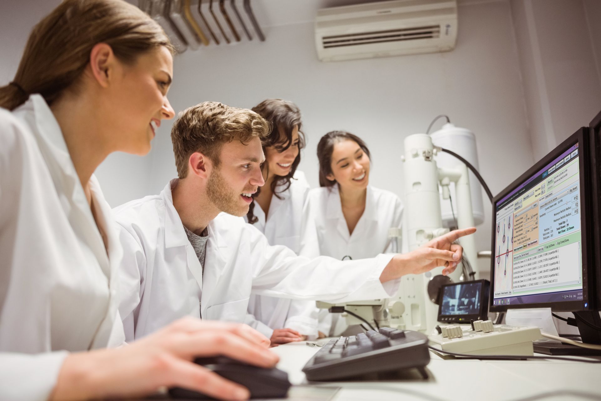 Lab Technicians Use ReadySense